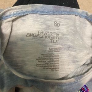 Tie-dye blue and white sequins shirt